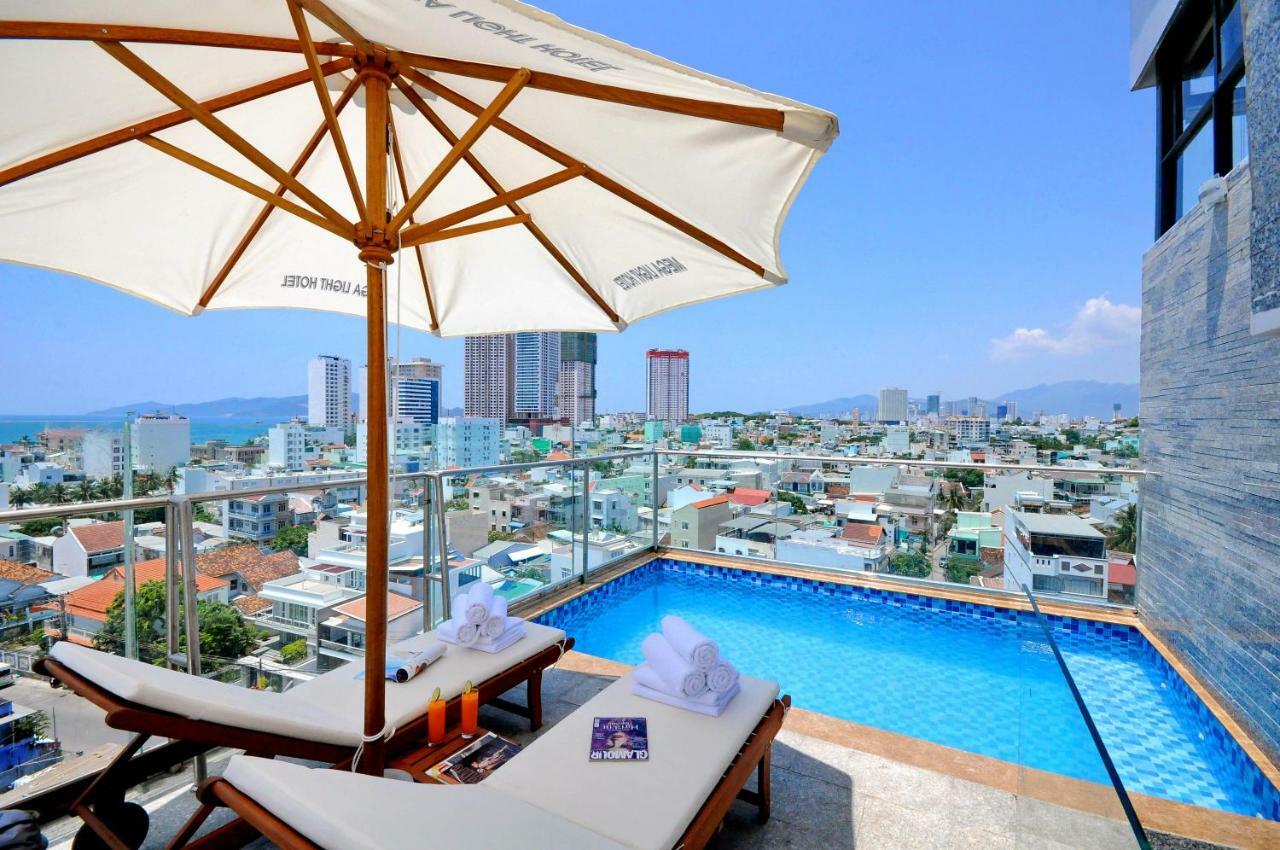 Mega Light Khách sạn Nha Trang